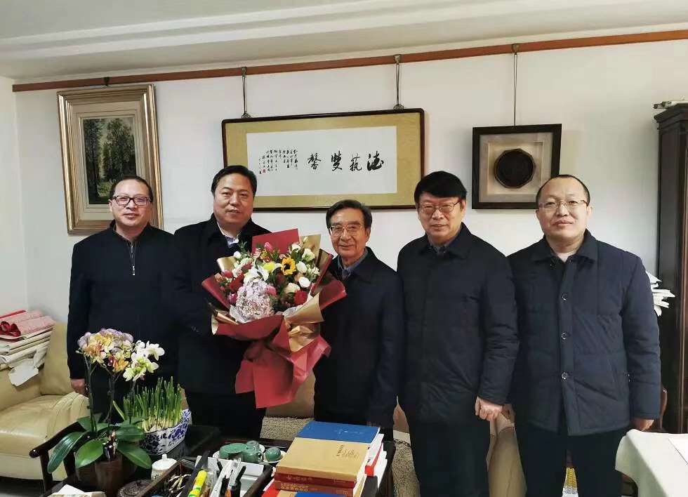 2019年春节，旭宇与拜访朋友留影.JPG