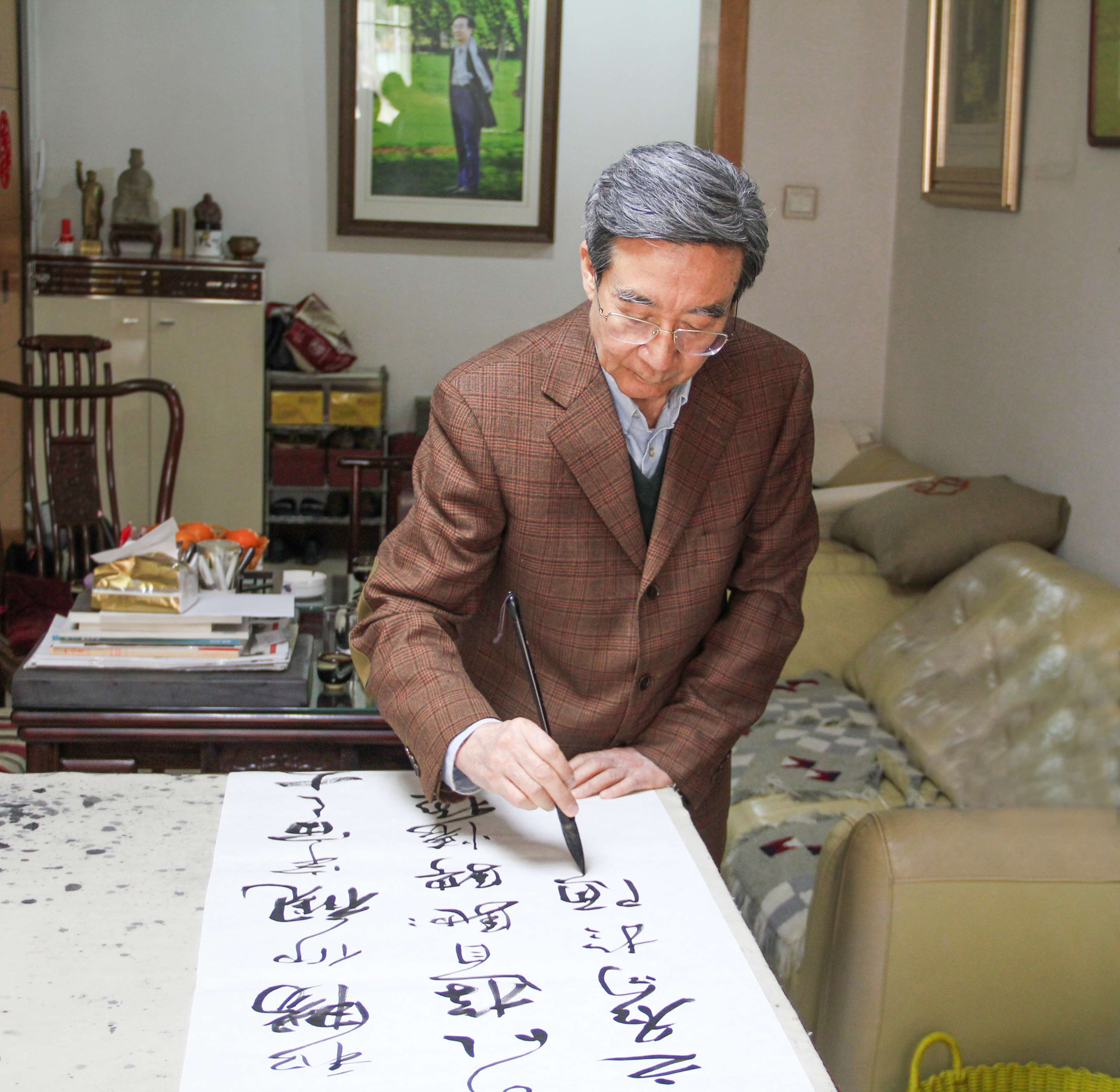 2018，旭宇先生创作中.JPG