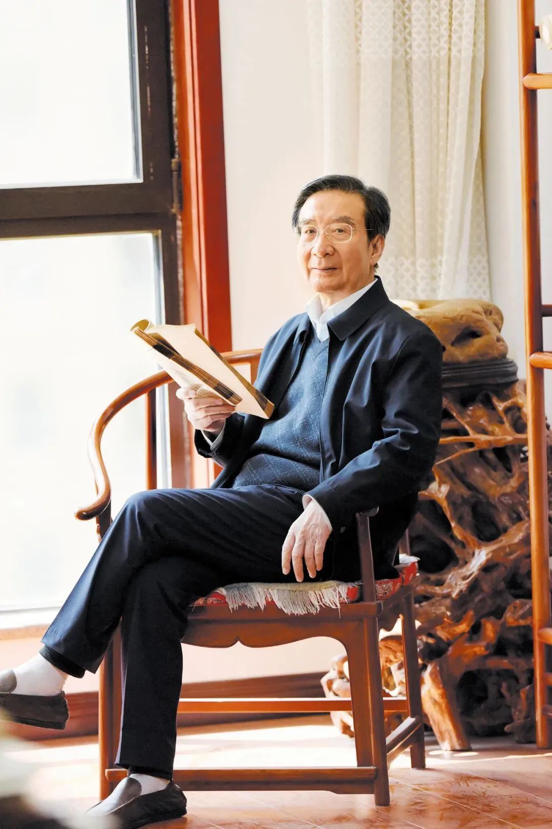 旭宇先生八十五岁高龄新作书法长卷:《白阳书菜根谭清言》(图1) 《白阳书菜根谭清言》首页.jpg